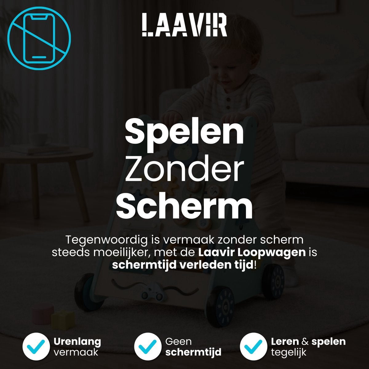 Laavir Houten Loopwagen met Activiteitenpaneel Lichtgroen - jongen duwt de loopwagen