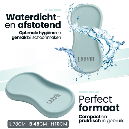 Hygiënisch verschoonkussen waterdicht in lichtblauw met branding en waterafstotende eigenschap.